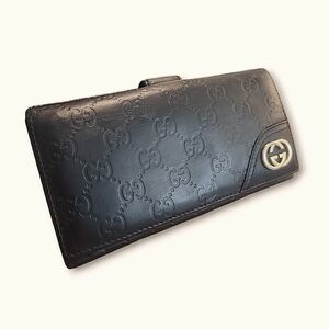 Gucci Authentic Leather Tri-Fold Long Wallet  GG